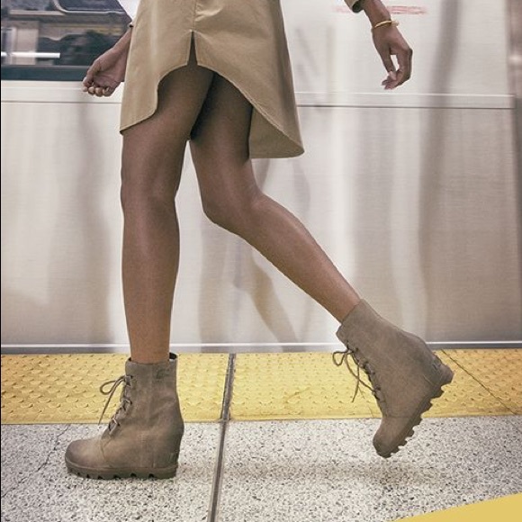 sorel joan of arctic wedge